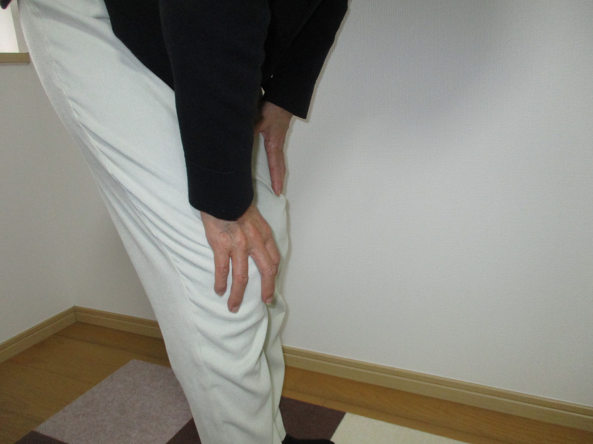 原因不明の膝痛改善